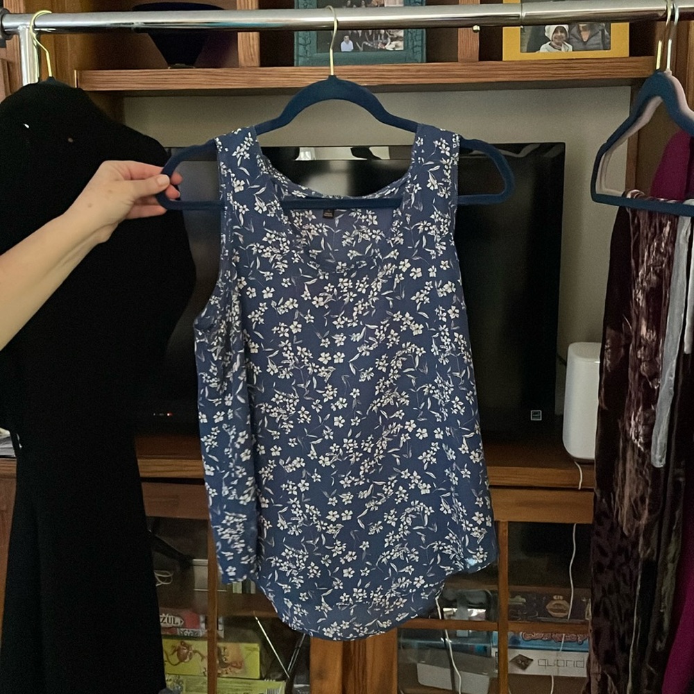 Banana Republic Tank
